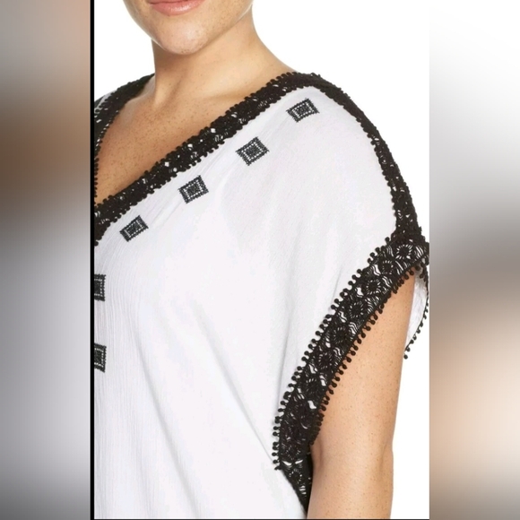 Michael Kors Embroidered Gauze V-neck Tunic with Crochet Trim, Size Small - Picture 2 of 8